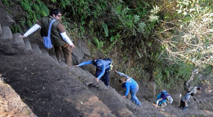 CuscoCosmo's tweet image. Dejate sorprender por los caminos de la cultura inca. #CuscoCosmopolitan #HuaynaPicchu #Peru 💯🇵🇪🦙🥾