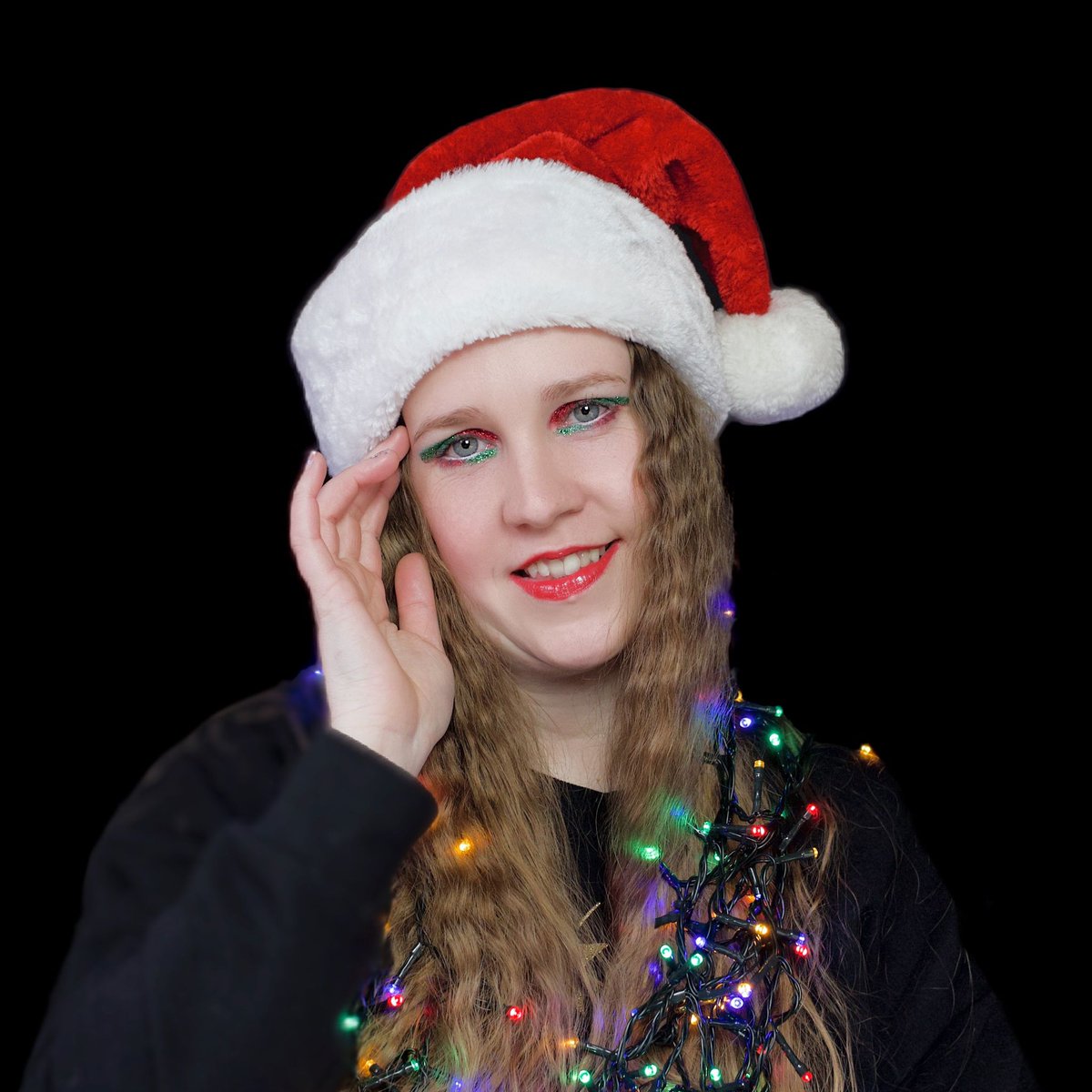 Kimboly27's tweet photo. Photo Xmas spam coming in from todays shoot 😄 So chuffed with these 🥰 #Parttimemodel https://t.co/kh6PLBkShe