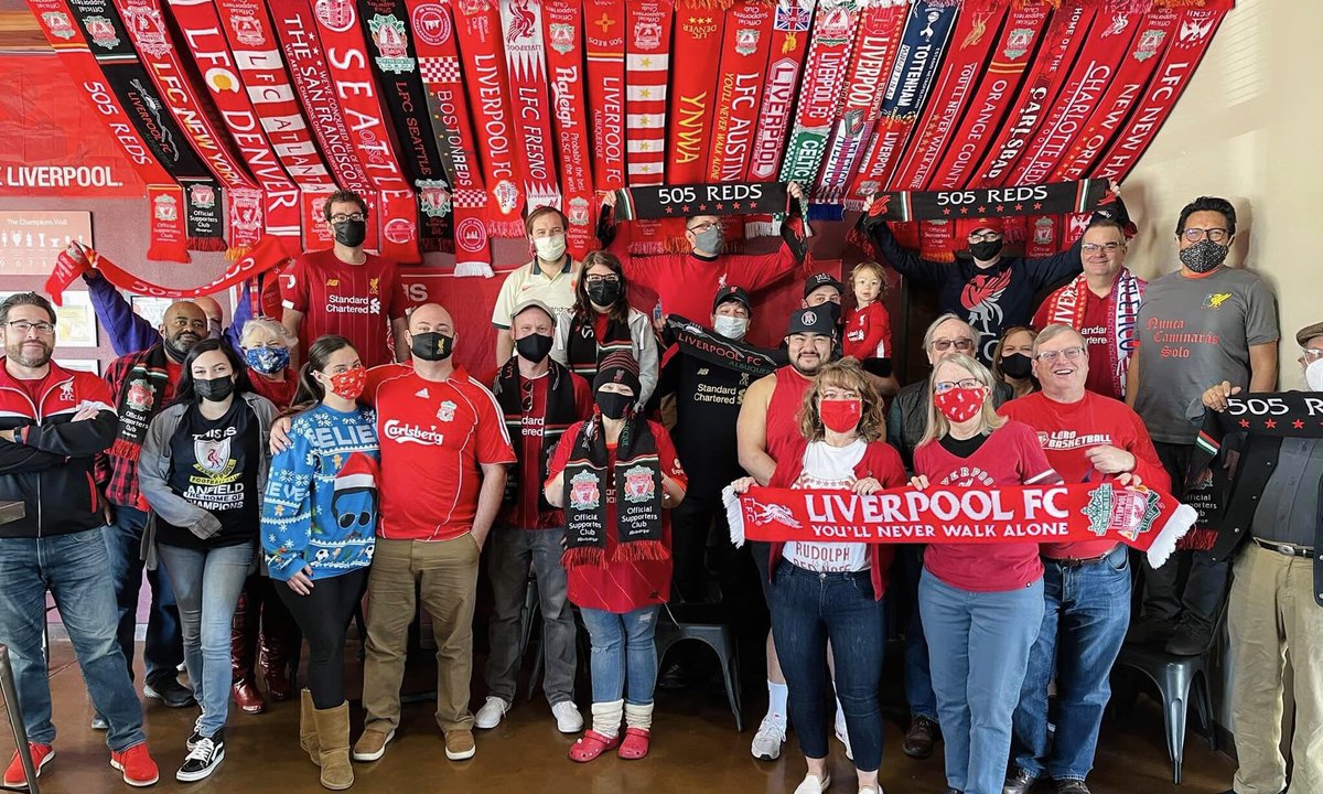 The weekend crew! 👊🏼🔴#YNWA #505reds #lfcabq #nevergiveup #wegoagain #weareliverpool