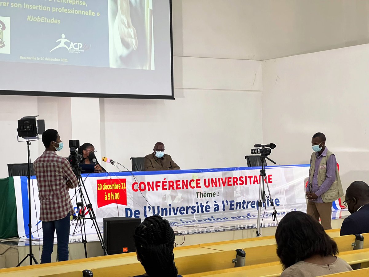 AcpeCg's tweet photo. … la conférence universitaire donnée par la Directrice Générale de l’ACPE;

Ce partenariat s’inscrit donc dans le projet de société du Président de la République, poursuivons la marche vers le développement et a pour enjeux des actions d’information et d’orientation…; https://t.co/3uzvScFwKA