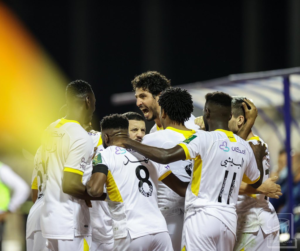 Hegazi's tweet photo. الحمدلله بدايه مشوارنا في الكأس بفوز و روح عاليه لاخر ثانيه و شكراً جمهورنا في كل مكان ورانا 🙏🏾💛🖤 https://t.co/FgSp1Y6nB8