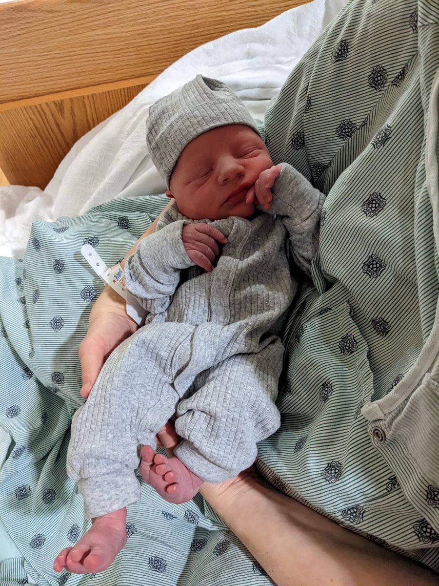 HayleyCameron22's tweet photo. Our son was born at 12:05 AM this morning. I couldn’t be more blessed 🥺♥️ https://t.co/bw1lXrTfdr