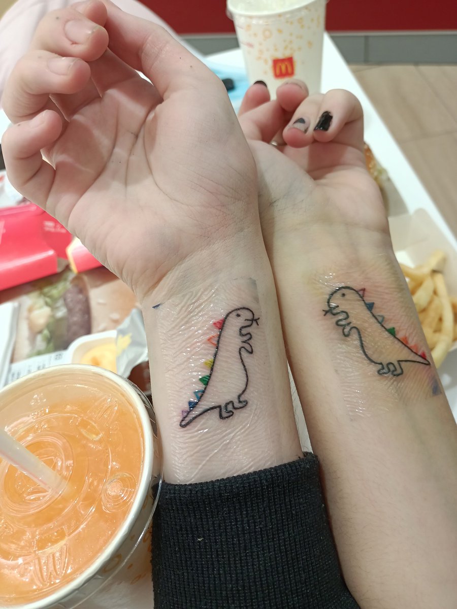 Ну типо наши парные тату :р