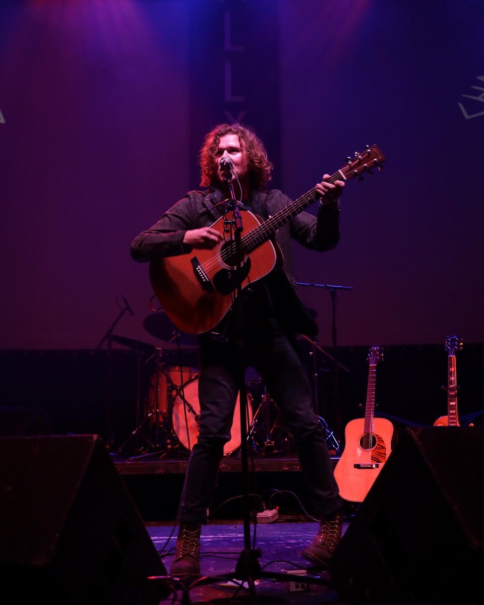 Still buzzin from my year end show at <a href="/TallyHoTheater/">Tally Ho Theater</a>! Huge thanks to everyone who joined us. Can’t wait to do it again MARCH 10 at <a href="/thehamiltondc/">The Hamilton</a>.