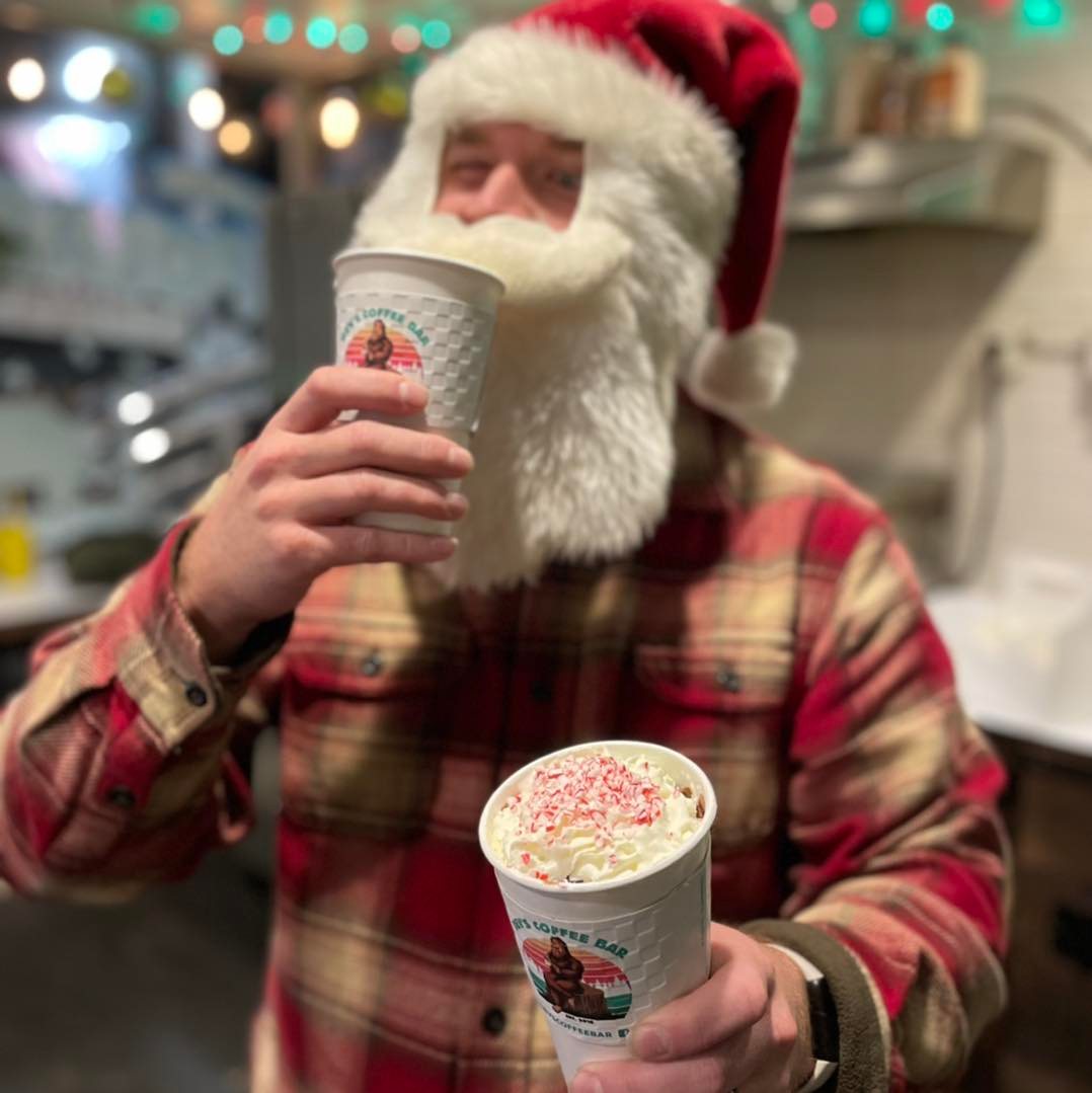 Vancouver_USA's tweet photo. The holidays are here and can be a busy time for all. ๐
๐ฝ Fuel up on some caffeine from Devโs Coffee Bar, so you can enjoy every minute of the season! ๐ #SupportVanWA #VancouverWA (๐ธIG: Dev's Coffee Bar) https://t.co/lOO2dA46H2