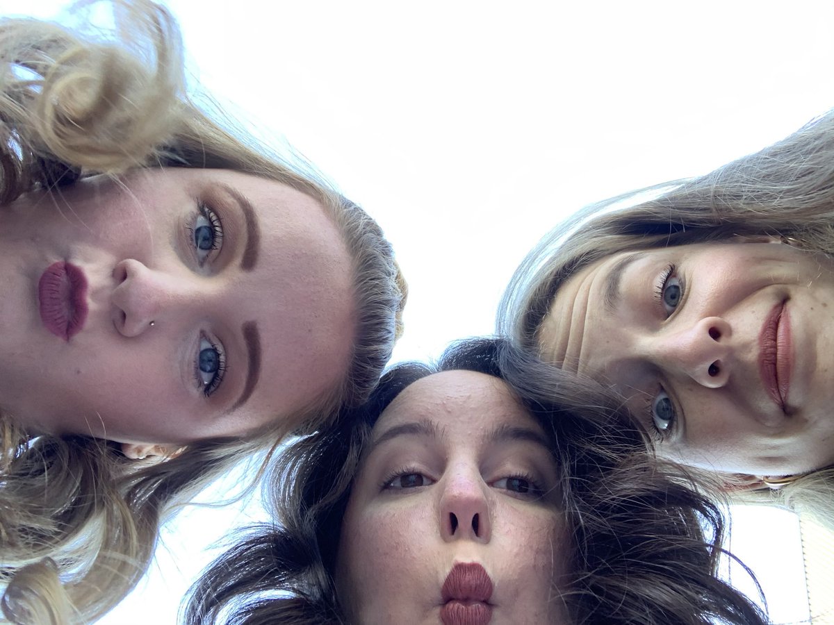 cayenne_pepperz's tweet photo. i 
          miss 
      my friends 
@__katie17 @mgdolan_16 
pure joy and care free https://t.co/dtpRnx5a68