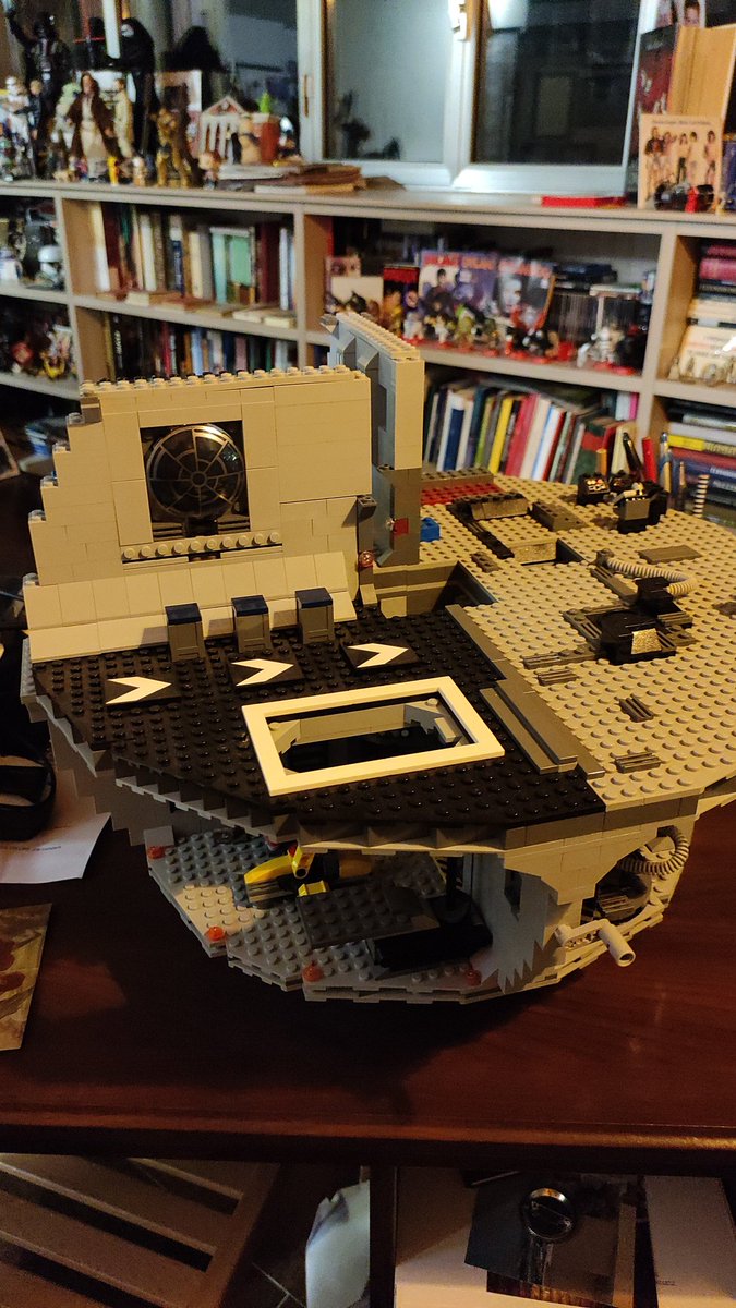ValeCandem's tweet photo. @KeremBursin Kerem I have yet to finish "death star" by May. I can do it!!! 💪 Come and help me and with the opportunity take a nice tour in Italy! 😉 @HandeErcel https://t.co/9O7pfKS8ga