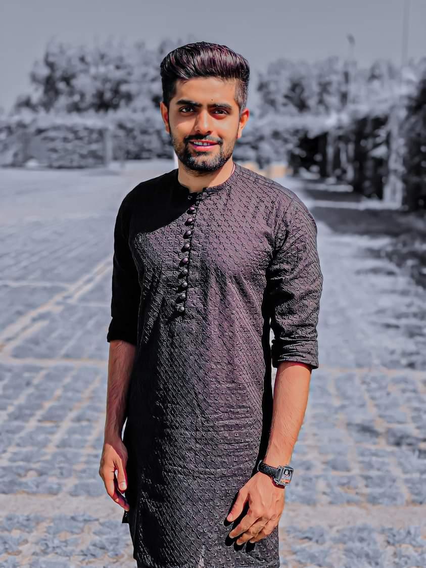 Fatimaxbabar1's tweet photo. Agar meeray soo dil hotay kasam le lo
Wo bhi tumharay hotay😭
@babarazam258 https://t.co/ekA5izPK6b
