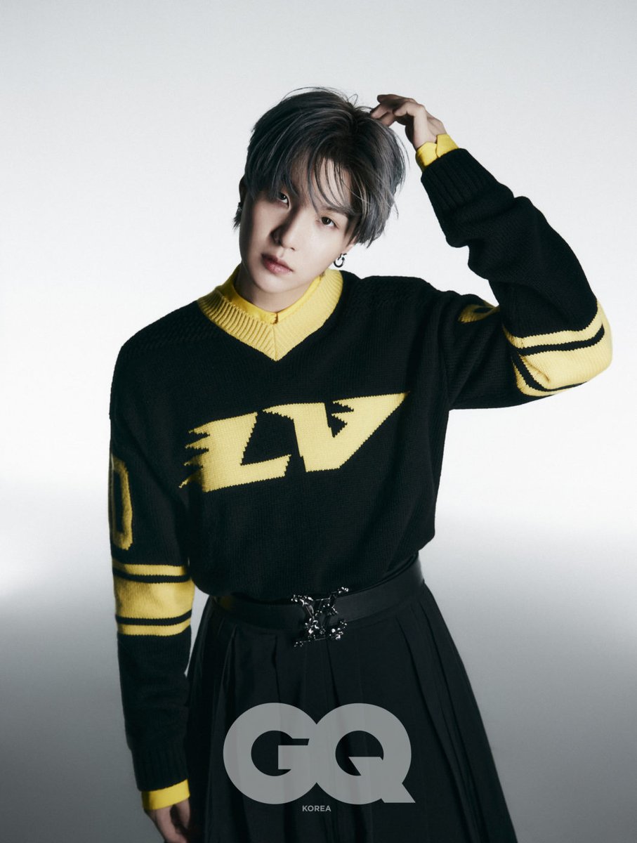 btsargento's tweet photo. — BTS SUGA x GQ KOREA; edición especial, enero 2022.

#BTS #BTSSUGA @BTS_twt https://t.co/teiGZEzuH6