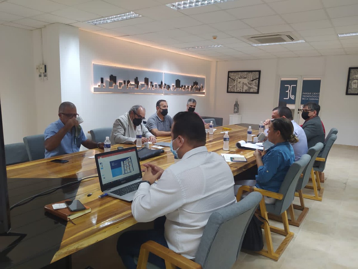PCTHabana_3CE's tweet photo. Excelente encuentro de trabajo con la empresa española PeopleWalking para el desarrollo de proyectos en las instalaciones de @PCTHabana_3CE y el vínculo con @universidad_uci para organizar un proceso de certificación de profesionales. https://t.co/N6kR3wXZiw
