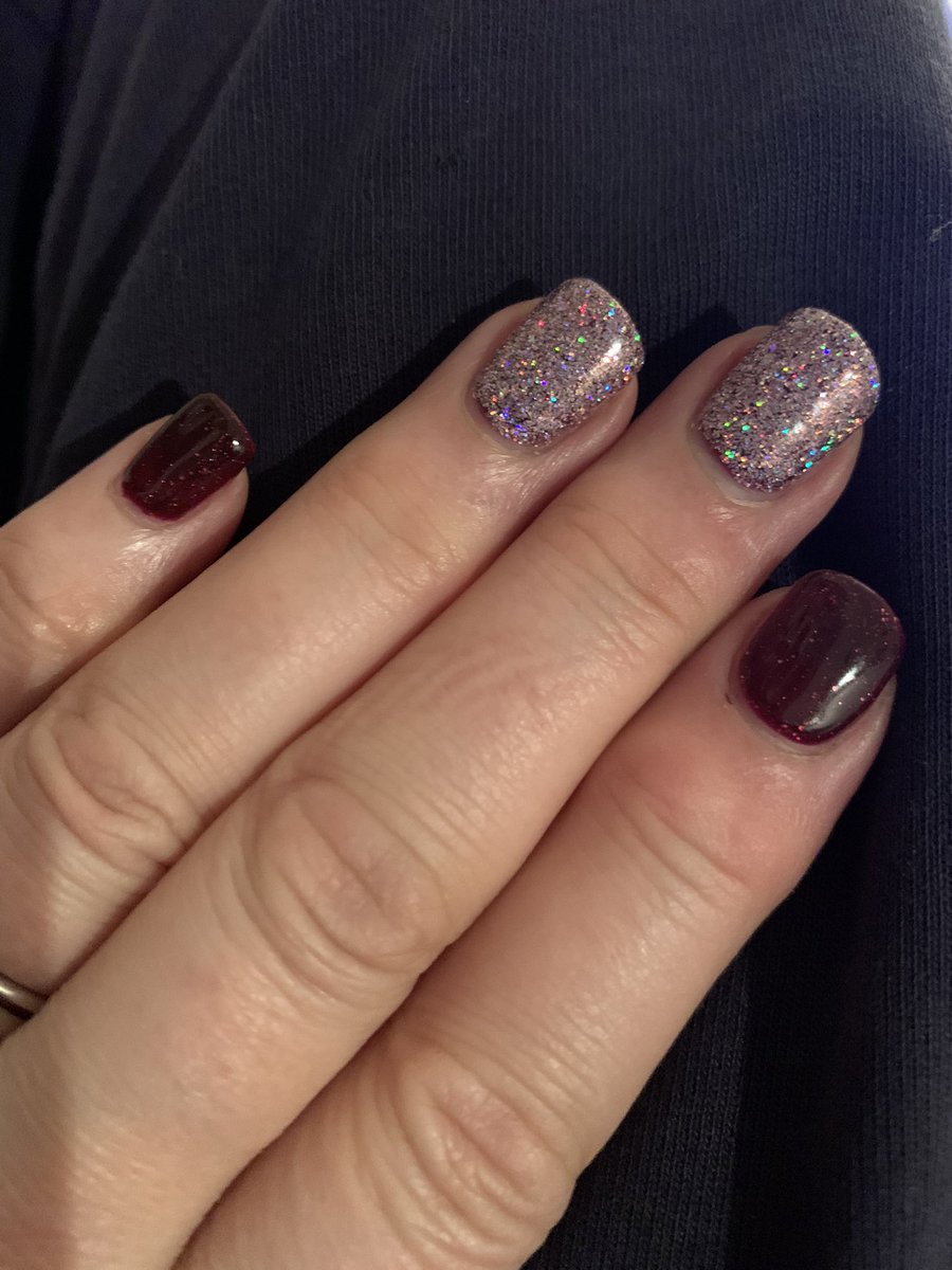 kazhardwick's tweet image. Forgot to post last week Christmas nails. Shorter to be more practical at a busy time. Plus a collage of nails from this year since salons reopened. #gelnails #nailart #noextensions
