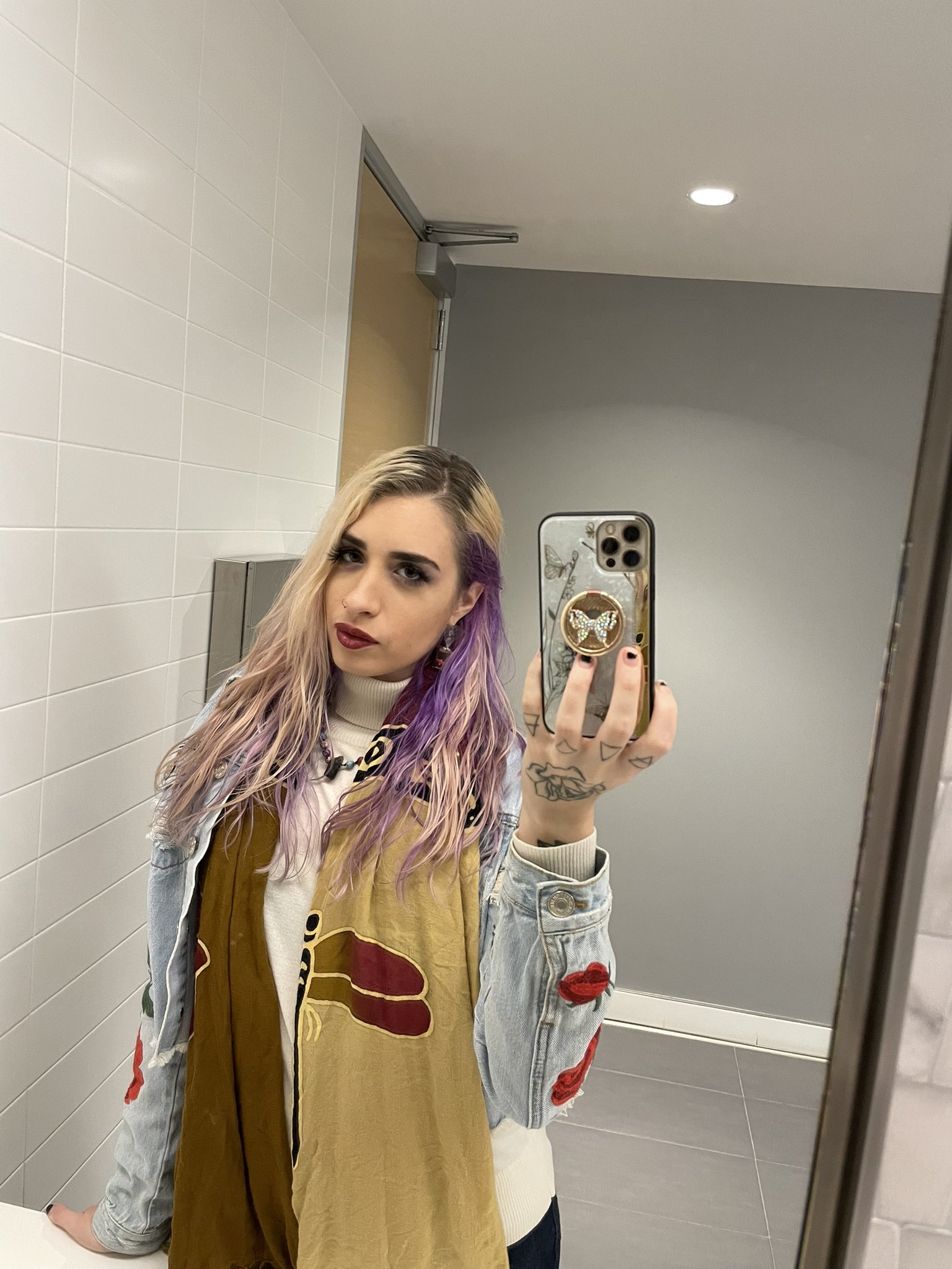 TW Pornstars - 1 pic. Pearl Sage🧞‍♀️Hairy Godess. Twitter. Felt hot the