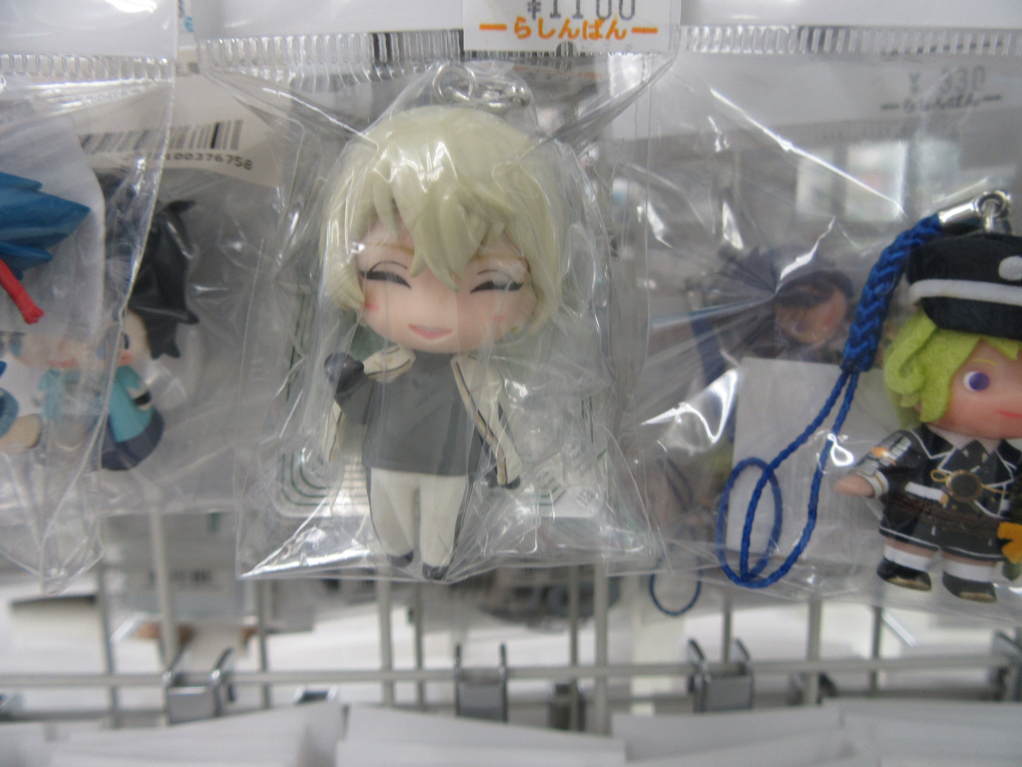 らしんばん熊本店 8 14 土 超拡大リニューアル 毎日11時 19時まで営業中 らしんばん熊本店 グッズ入荷情報 とうらぶ グッズ多数入荷中です 刀剣乱舞 Online ぽてだん 内番 フィギュアマスコット 其ノ壱 髭切 価格は現時点での金額