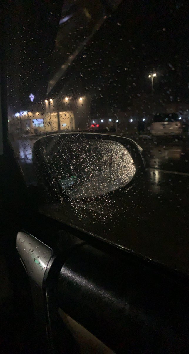 0daan1's tweet photo. ليالي ديسمبر الحنونه 🧡 https://t.co/wyJEZtP3OH
