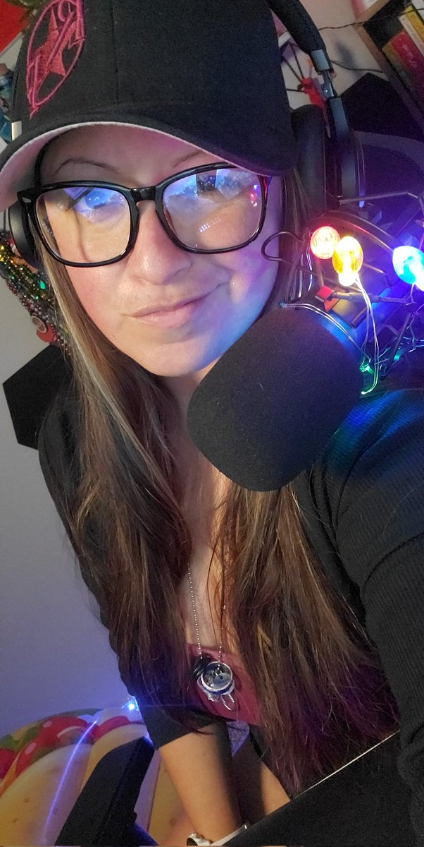 HalfPint_19's tweet photo. Afternoon stream underway!!! LETS GOOOOO
More of the Halo Campaign! Come say hello! #twitchaffiliate #haloinfinite #gamergirls #livebroadcast https://t.co/57seUZX9rD