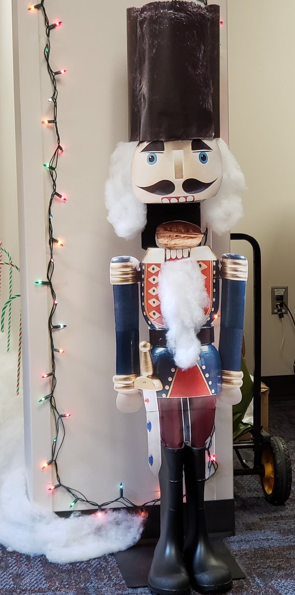 SandraBakerFW's tweet photo. I know it looks like a nutcracker, but it's really the office hand sanitzer machine. #holidayfun #MerryChristmas https://t.co/mSDbd74wkj