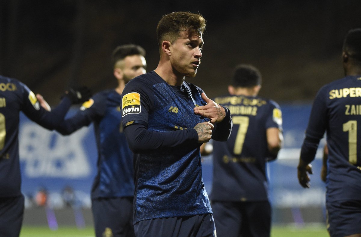 DragaoNews1893's tweet photo. 🚨 OFICIAL: Vitinha, Otávio e Luis Díaz estão no 𝙊𝙣𝙯𝙚 𝘿𝙖 𝙅𝙤𝙧𝙣𝙖𝙙𝙖 na #LigaPortugalBwin! 🔥 https://t.co/E5jBRbmv9u