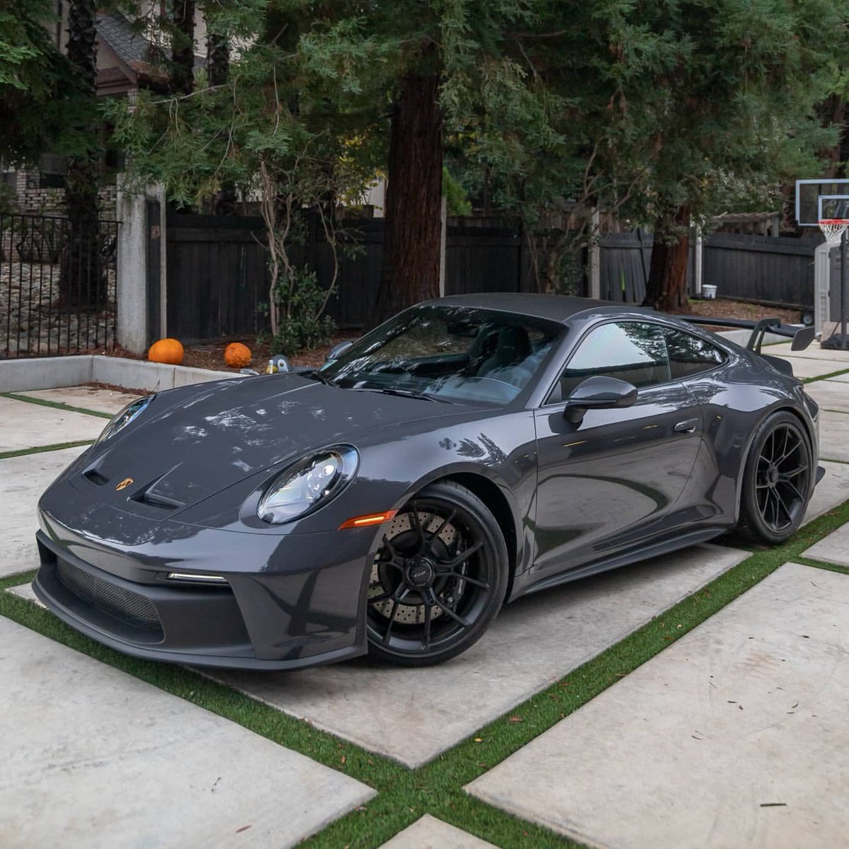 carpxrnpicx's tweet photo. 992 GT3 https://t.co/P9cfPz9JpM