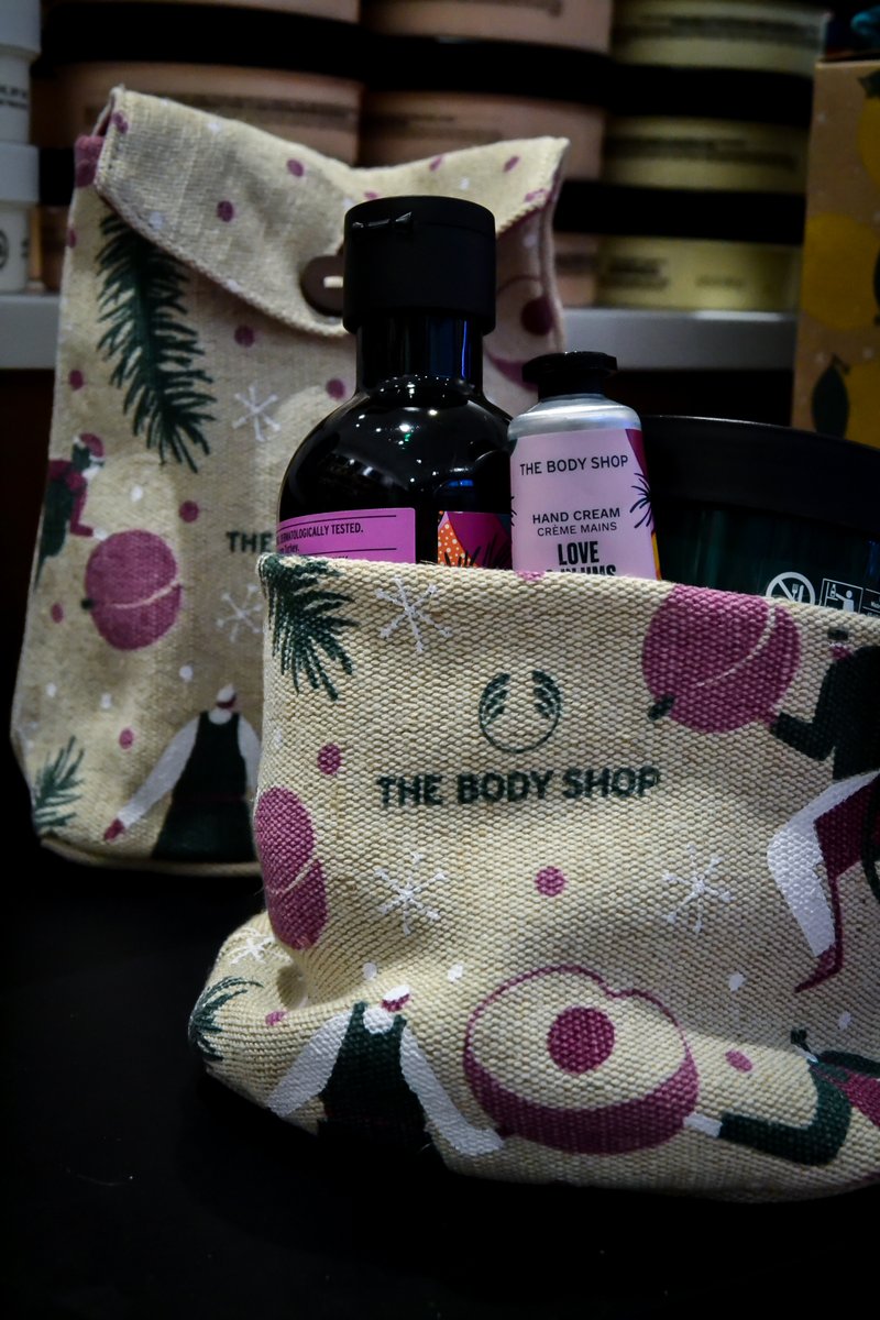mallofthesouth's tweet photo. #FeaturedStore
Are you looking for a last-minute gift idea?π @TheBodyShopSA has a wide selection of gift sets for you to choose from.π https://t.co/2vv1NNzyBR
