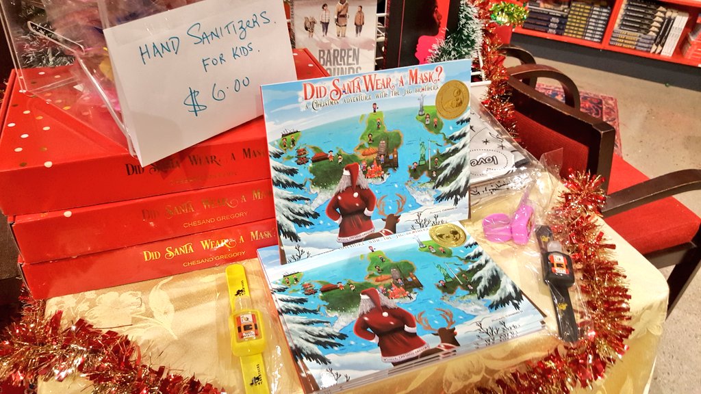 ADFRNTBooklist's tweet photo. 📚❄HOLIDAY COUNTDOWN: 5 Days until Christmas, 6 until #Kwanzaa! For last minute 🎁ideas check these seasonal titles feat. Caribbean characters &amp; traditions. New to our stock: Local author @ChesandGregory's DID SANTA WEAR A MASK? with stylish hand sanitizer wristbands ($6 ea.)📚 https://t.co/PawooACwQf