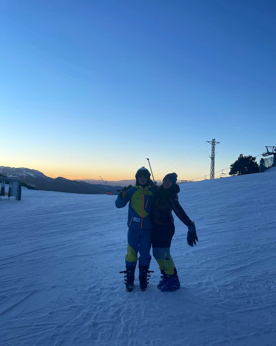 martiperezb's tweet photo. les postes de sol a la neu molen mes https://t.co/v5F6HzzaE3