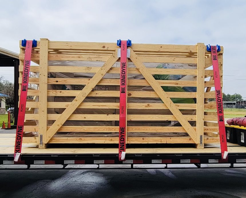 BioCoTechAM's tweet photo. One final BioSpeed out for delivery before the new year. Thank you to our partners and supporters for an incredible 2021.
#compost #foodwaste #wastemanagement #biospeed https://t.co/GCULUI2LX9