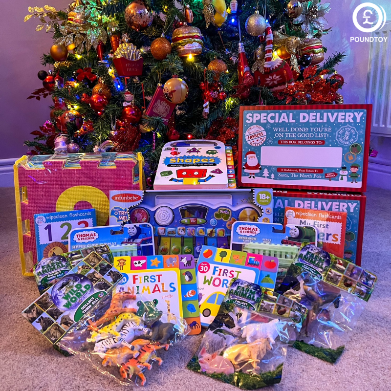 PoundToy's tweet photo. What's under your Christmas tree this year? 🎄

"My boys are super lucky and are going to love it all so much, from Christmas Eve boxes to books, figurines and games. PoundToy have us covered!" 🎁

Thank you so much for this amazing picture boys_making_memories ❤️
#collabor ... https://t.co/lLreFtigqF