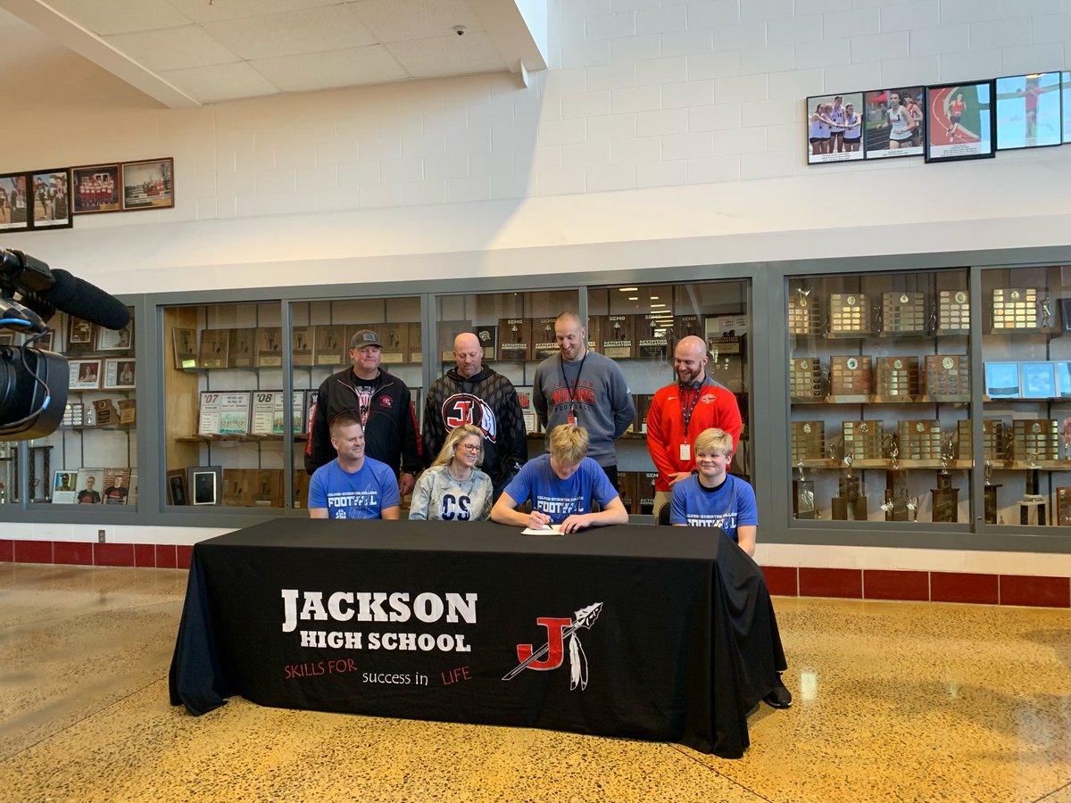 COMMITTED🔵⚪️ <a href="/CoachSallayCSC/">Tom</a> <a href="/CoachCutshaw/">Roy Cutshaw Jr</a> @jacksonfbnation