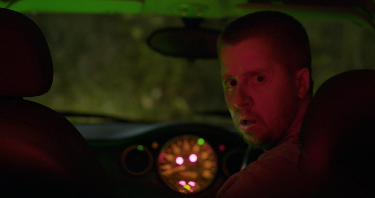 DarkRecessMedia's tweet photo. DO NOT GET OUT OF THE CAR

#trollied https://t.co/uPibJTt2uq