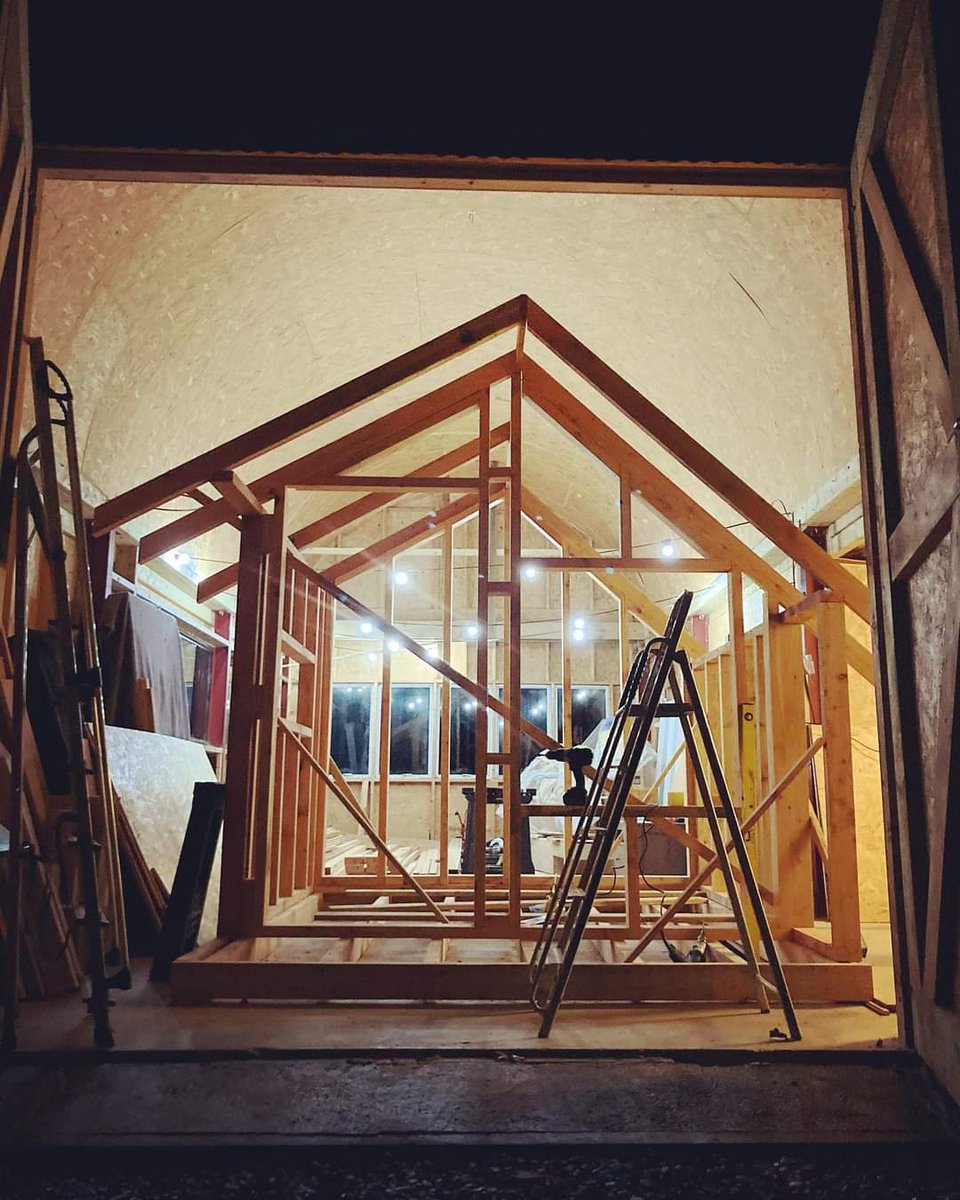 PodsWales's tweet image. Our next pod taking shape in the workshop- soon to be disassembled and installed at the top of a very steep hill pointing towards the Preseli Hills 🏔 
#larch #handmade #welshtimber #sustainability #madeinwales  #folly #gardenstudio #gardenpod #bespoke #gardenroom #westwales