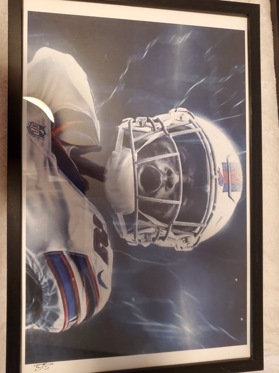 joshwilliams503's tweet photo. @J_poyer21 copy of a hand drawn pic I purchased from an artist in PA. Christmas present for my son! https://t.co/397A5XimbO