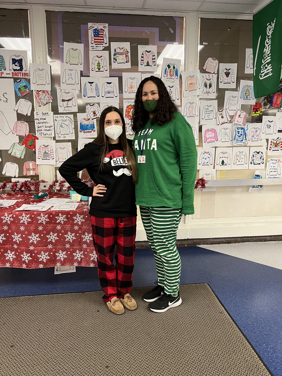 kdelaplante's tweet photo. A Comfy Cozy kind of day here at the HS! We love pajama day!! Tomorrow is our Holiday Head Gear Day! Get those Winter Hats ready! ❄️☃️🎩 https://t.co/0Epsx7JpZV