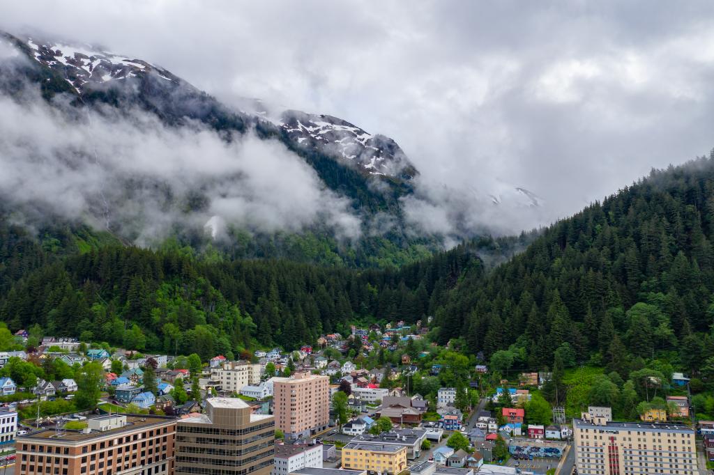 TravelAlaska's tweet photo. A6. For the first time ever, @IRONMANtri will be making its way to Alaska! Plan to be in @TravelJuneau on Aug. 7, 2022, to watch these athletes take on 2.4 miles of swimming, 112-mile bike course and 26.2 miles of running. #TravelAlaskaChat https://t.co/kp6373Ot2W