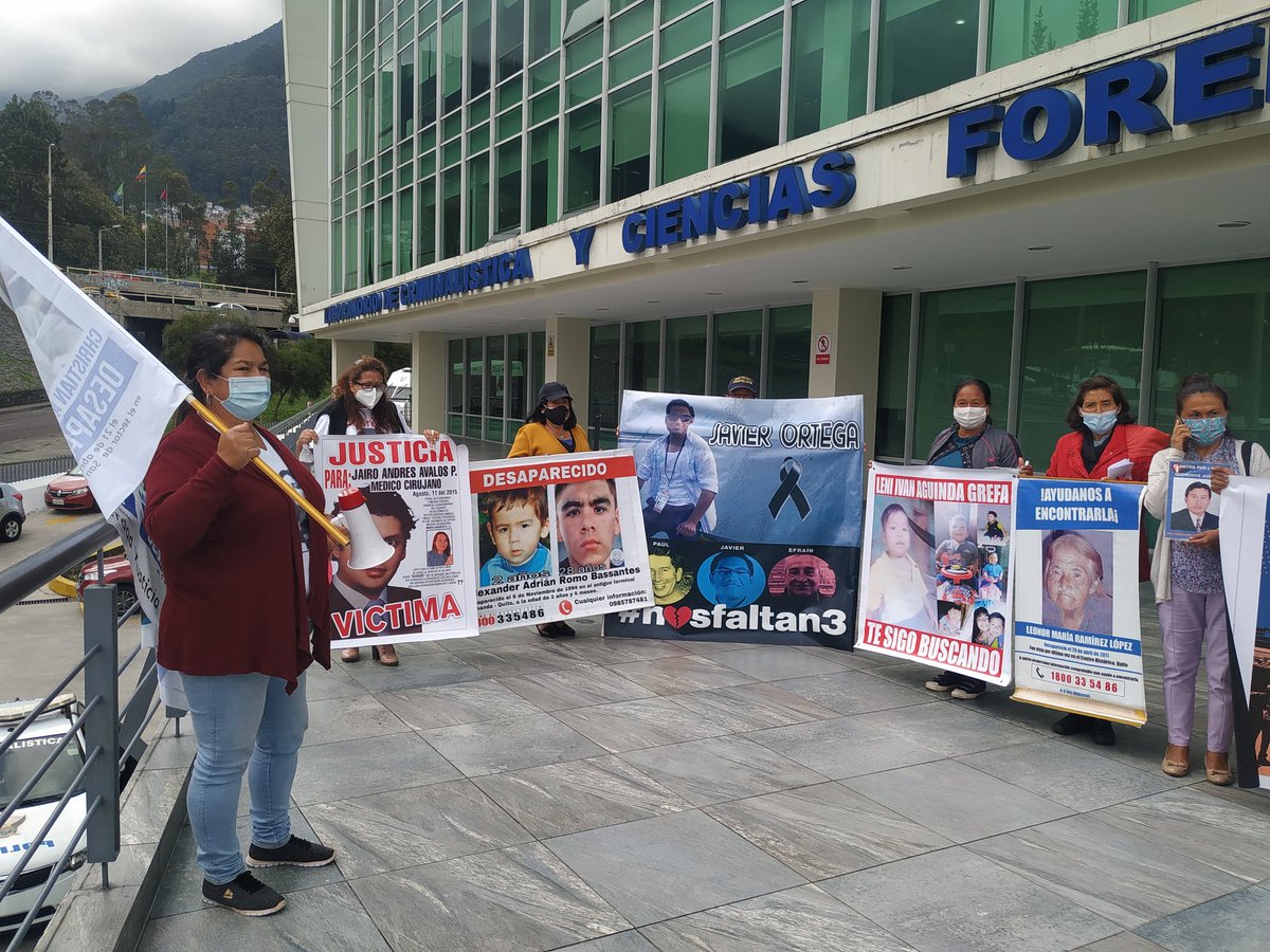inredh1's tweet photo. #RutaExigencia #Parada5 | La Ruta de la Exigencia llega al Servicio Nacional de Medicina Legal y Ciencias Forenses, en esta institución @AsfadecEc será recibida por sus autoridades. https://t.co/3vwo141H73
