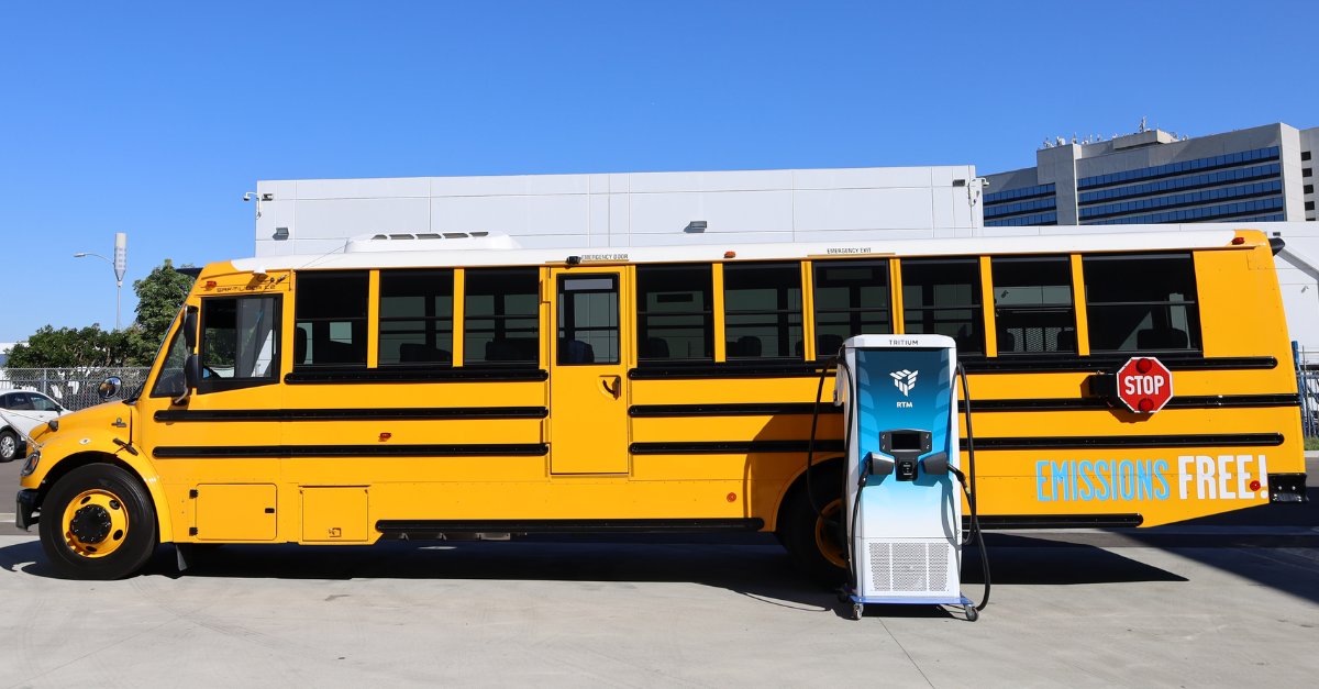 TritiumCharging's tweet photo. ✔️ Cleaner air
✔️ Quieter streets
✔️ 100% electric
@ThomasBuiltBus stopped by to test their Jouley bus! Thrilled to see these buses come online, bringing sustainable transport to school systems. Special thanks to @gilbarcoinc @DaimlerTruckNA and #BusWest for making this happen. https://t.co/9OXImp9mY0