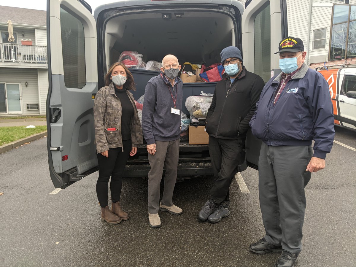 LongviewIthaca's tweet photo. Longview residents held their annual clothing drive! Donations were given to @SJCSorg for distribution. Thank you to all who donated and to @SJCSorg! #SeniorLiving https://t.co/SyhWbDu2lD