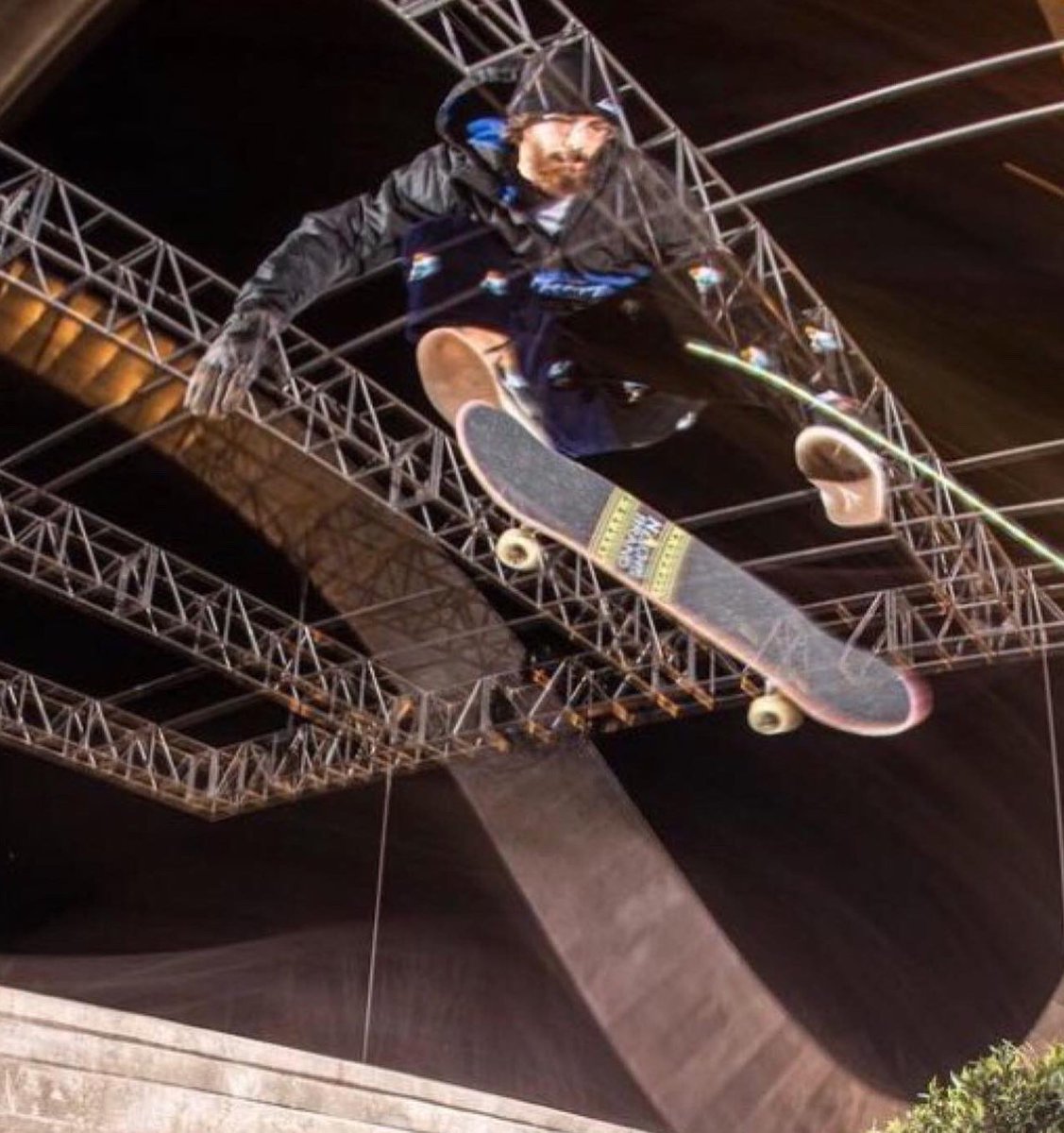 NACHOBRAND985's tweet photo. Brent Coker | 360 Flip
Photo by Fred Simonson
💛🧡🧀🧡💛 https://t.co/JwW4qPrxIj