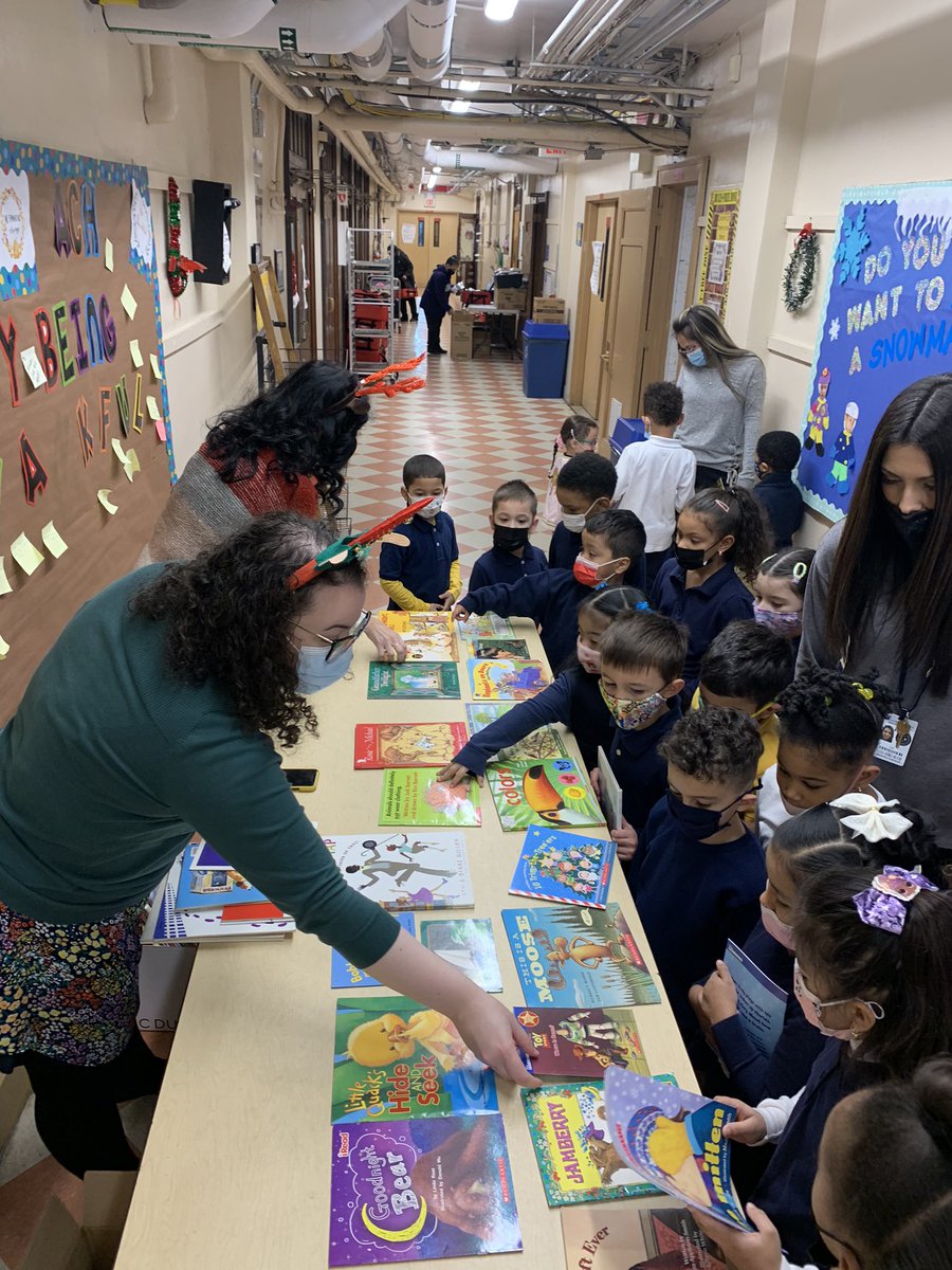 TheBookSmartProject tweet media
