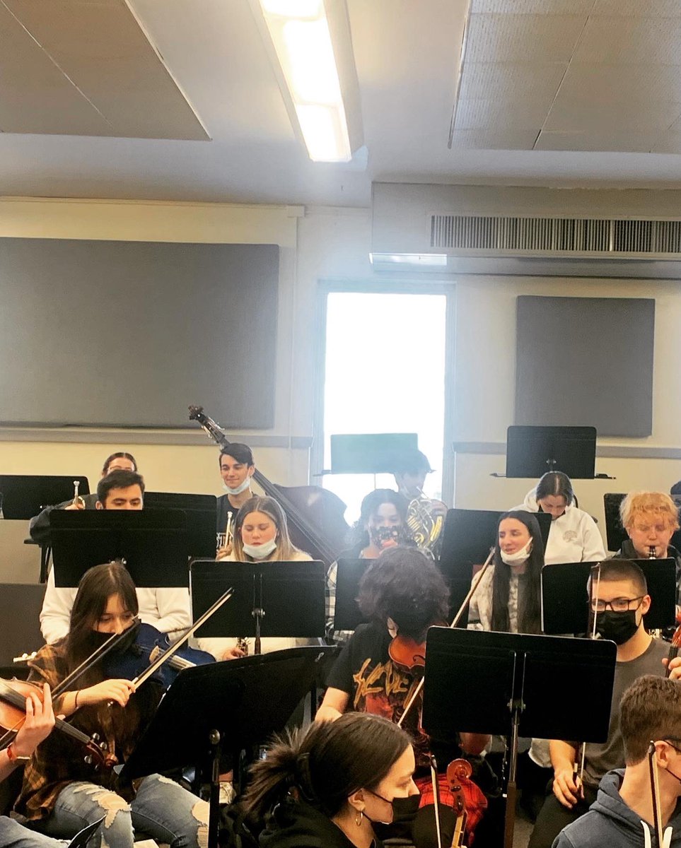 DalerStrings's tweet photo. #DalerStrings #SymphonyFriday @FHSDalers @DalersFineArts #WeAreBack https://t.co/kodAwYpoBr