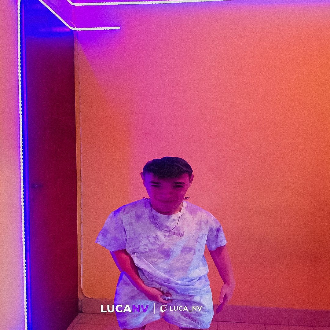 Vas caminando por Mardel y este individuo se para delante tuyo ¿Que hacés?