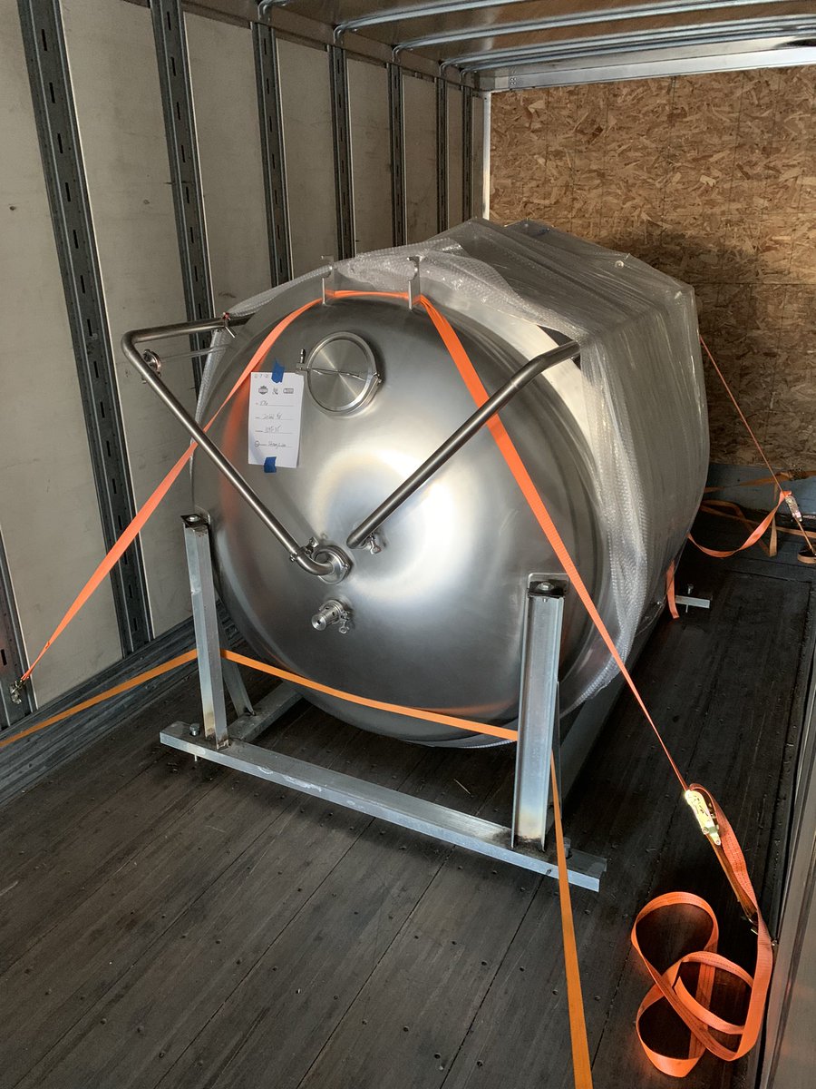 StrongSideBrew's tweet photo. Had ourselves a wild weekend! Received a tank from Deutsche Beverage Technology and staged it at our host brewery, Start Line Brewing. Things are coming together! #chasingthedream #goingpro #macraftbeer https://t.co/BaShOiMqSD