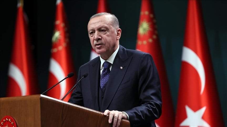 hicrethavvaduru's tweet photo. Büyük oyunu bozan büyük devlet adamı Sn Cumhurbaşkanımız Recep Tayyip Erdoğan Beyefendiye teşekkürler sunuyoruz
Ne Mutlu Devletine güvenen ve varlığı ile şeref duyan milli ve yerli halkımıza
Ne Mutlu cebinde Türk Lirası ₺ taşıyanlara
Kısa zaman sonra dolar 8 lira altın 450 lira https://t.co/rxIUbp97ES