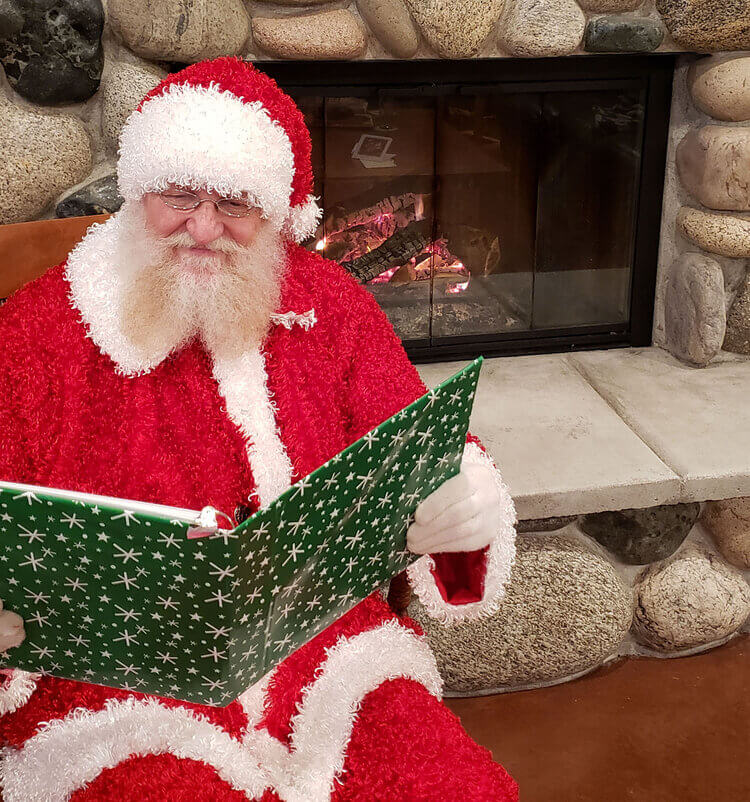 rickmerrillatty's tweet photo. Stories With Santa
Santa reads some favorite stories.
Join us as we listen to these wonderful, familiar tales from the cozy fireplace in the North Pole. 
https://t.co/cFlBKdB07t https://t.co/odISTzy3M6