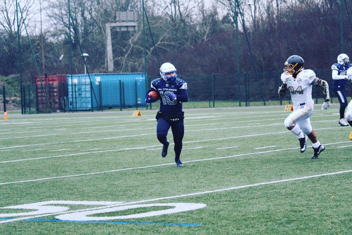 ScreaMy_Ex's tweet photo. First game, first win ! 32-0 🔥
Nice way to kick-off the season 🕷🕸🏈 https://t.co/7mzyNDWE7R
