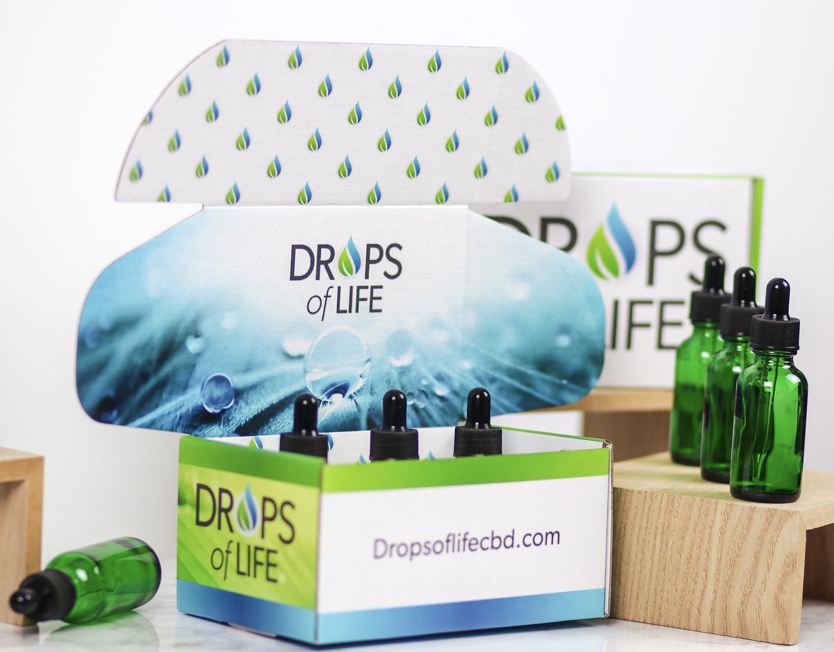 Let BoxUp relieve some of your holiday stress with our CBD's (custom box designs that is)! 😌 And be sure to check out Drops of Life for their premier CBD too!

#boxup #customboxes #custompackaging #mailers #brandedpackaging #packaginginspo #productpackaging #smallbusiness
