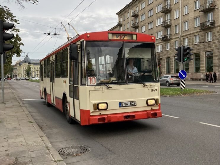 SiteSpotting's tweet photo. 🚎Name: #skoda #14tr 

🏳️ Country of service: #lithuania 🇱🇹

🌆City of service: #Vilnius 

CHECK IT ON: https://t.co/ejg4jMpxpm

#publictransport #trolleybus #travel #travelphotography #spottingsite #trolleybusspotting #instatrolley  #busphotography #тролебус #electrictransport https://t.co/My0K9tDrgc