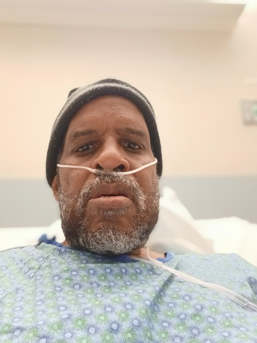 mellaneous1's tweet image. Still battling Covid in Hennepin County Medical Center. Been here for a few days now. Still battling. Be safe folks mask up!