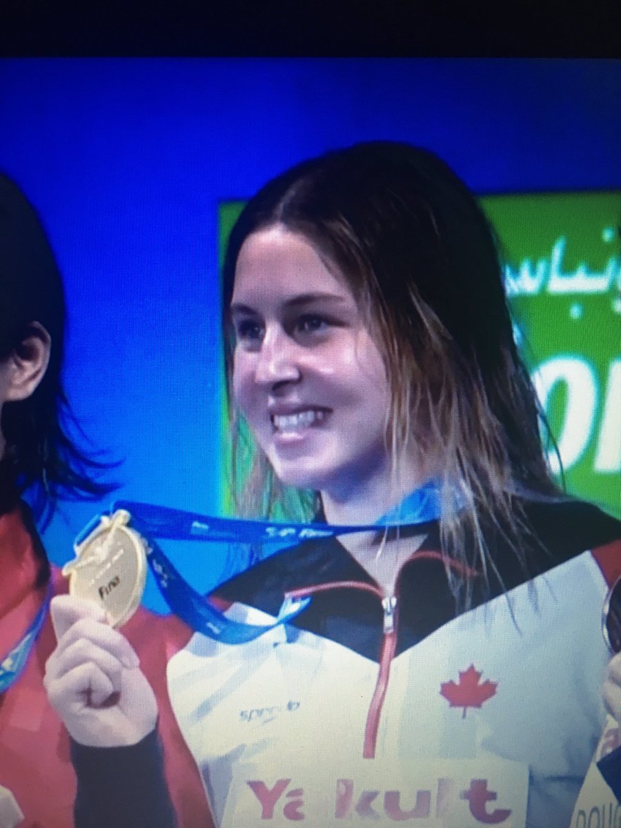 Motivation Monday! My baby  cousin is now a World Champion 🍾!!! So proud of you Syd for smashing the 200 IM. This may turn our kitchen party all the way up this year (keeping Covid safe of course :) ⁦⁦<a href="/sydneypickrem/">Sydney Pickrem</a>⁩ ⁦<a href="/SwimmingCanada/">Swimming Canada / Natation Canada</a>⁩