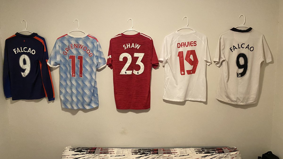 Drew_Shaw99's tweet photo. @ManUtdMEN Only buy their shirt when they’ve proven themselves. Trust me on this one https://t.co/UIe2J1stlE