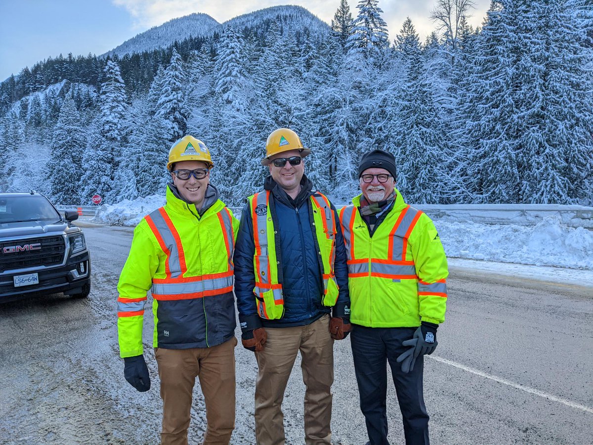 BCRoadBuilders's tweet photo. Thanks to the incredible hard work of our crews + @TranBC repairing storm damage, the #Coquihalla re-opened to commercial vehicles  today after just 31 days! 

@Rob_Fleming, @BowinnMa + President Kelly Scott at the re-opening of #BCHWY5 
#EssentialServices4U #RoadtoRecovery https://t.co/um5sQYc8WW